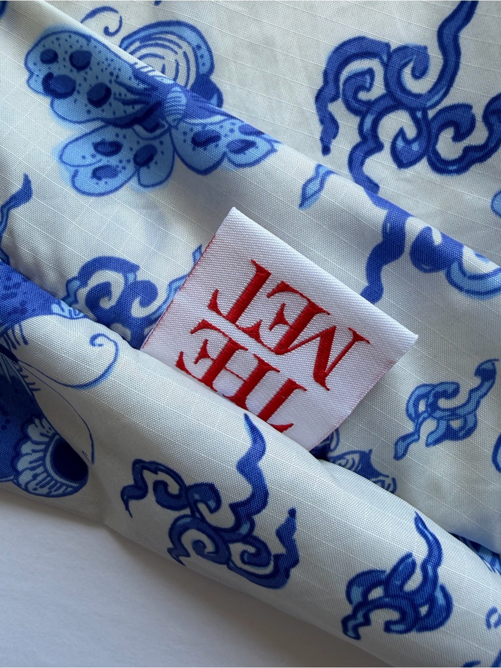 NWOT BAGGU MET Blue & White Butterfly Standard Size LAST ONE - Picture 3 of 5